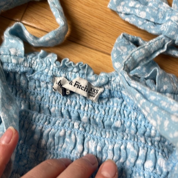 Abercrombie and Fitch Blue and White Skirt Set - Picture 3 of 5